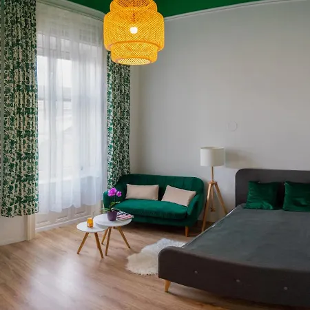 Silentium Apartment *